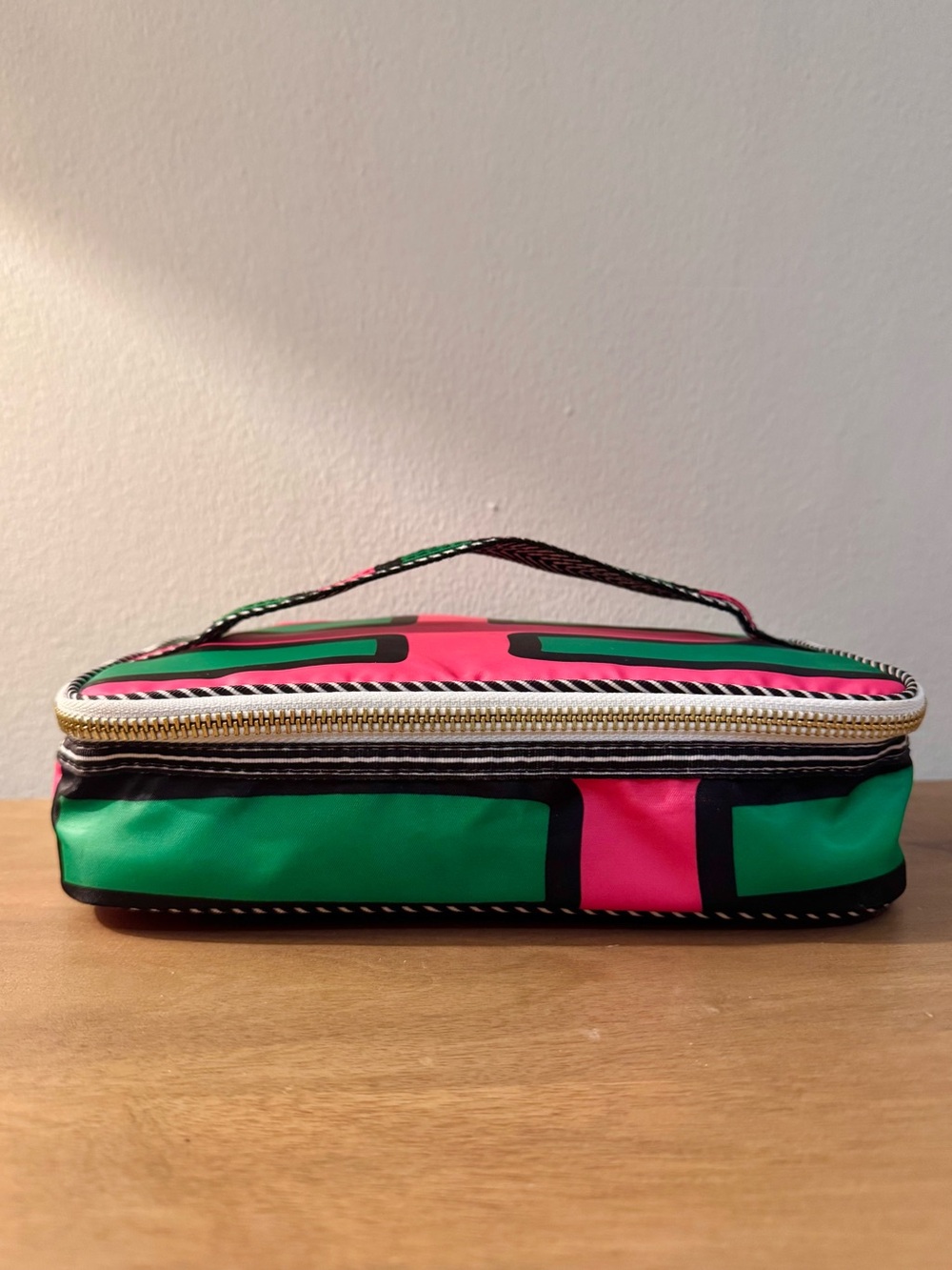 Sonia Kashuk Art Deco Cosmetic Case - Green and Pink - Picture 4 of 6